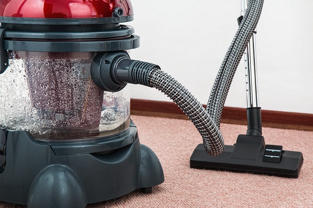 Looking for the Best Cordless Shop Vac? Our page highlights 10 of the best on sale today and explains why they great for woodworking