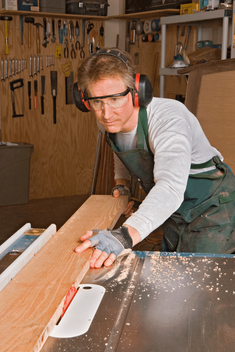 Looking for the Best Hybrid Table Saw? Our Blog highlights 8 of the best on sale today and explains why they are great for woodworking